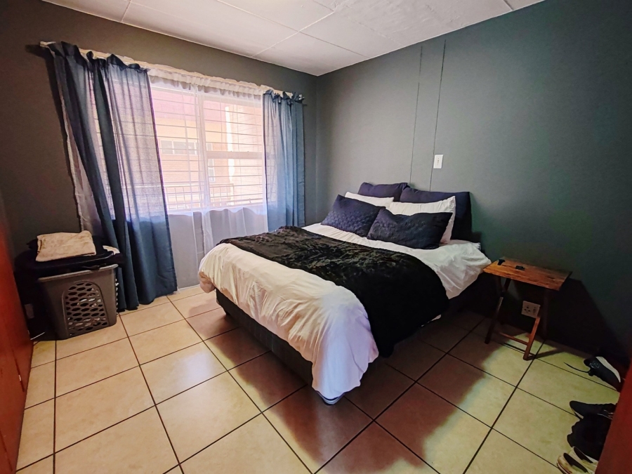 1 Bedroom Property for Sale in Potchefstroom North West